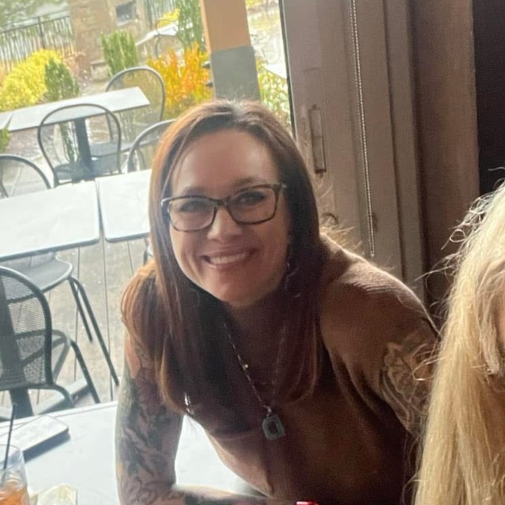 Meet your Posher, Donita